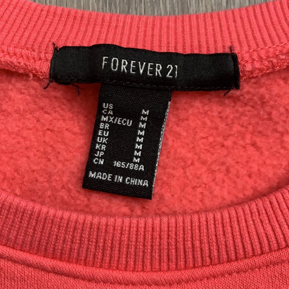 • Forever 21 Cropped Sweater• - Picture 2 of 2